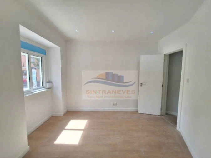 Apartamento T2 para Venda em Mina de Água Foto 4