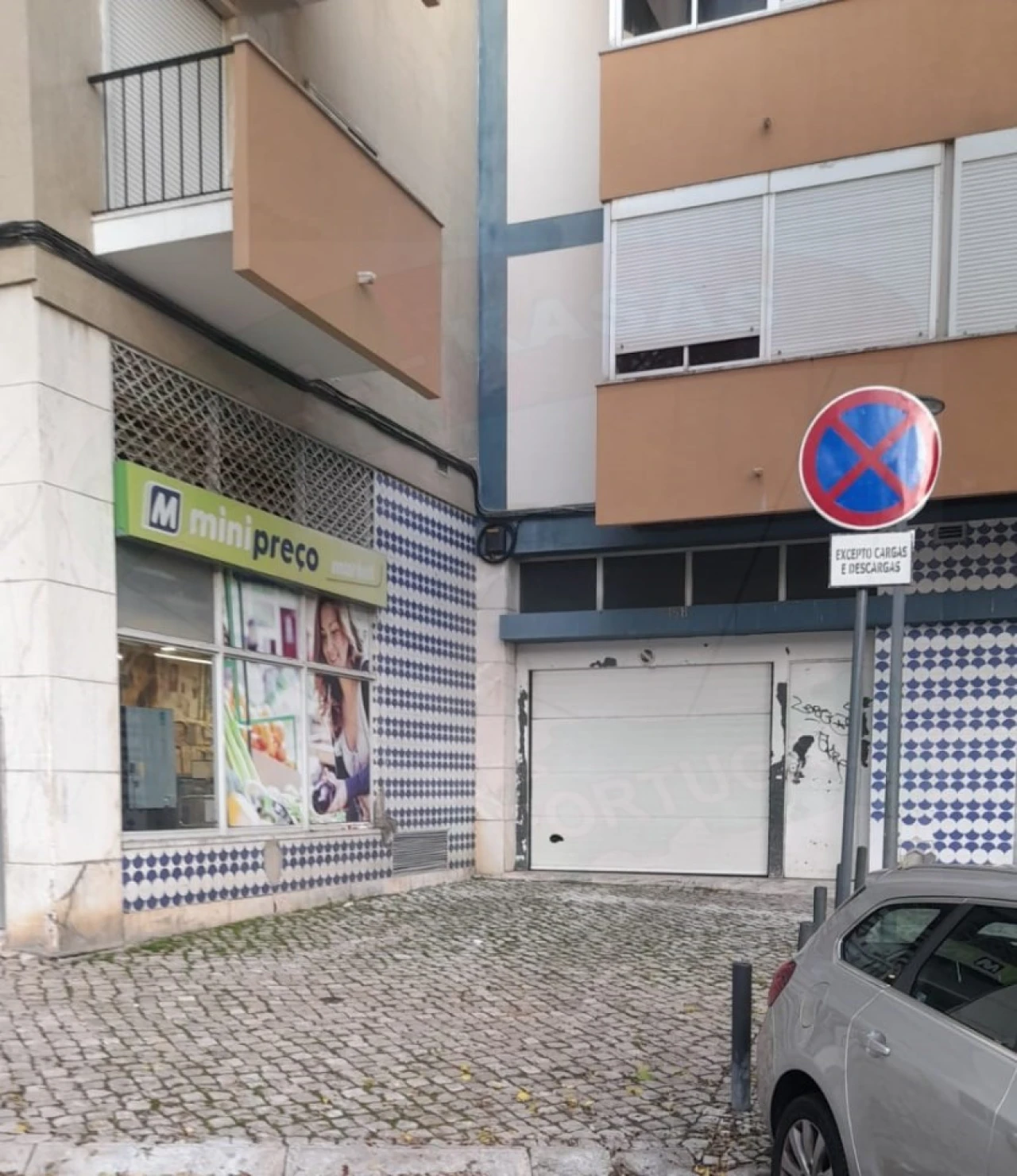 Apartamento T1 para Venda em Benfica Foto 2