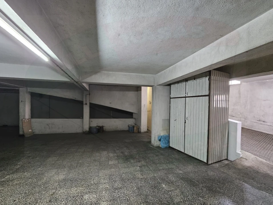 Apartamento T1 para Venda em Benfica Foto 19