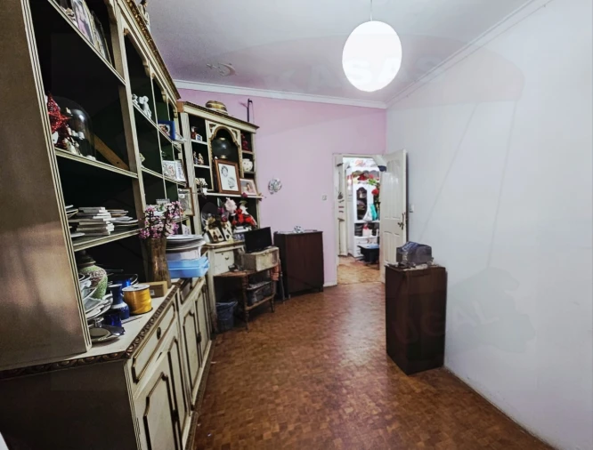 Apartamento T1 para Venda em Benfica Foto 2