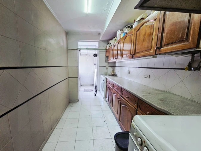 Apartamento T1 para Venda em Benfica Foto 9