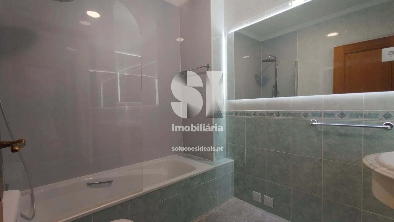 Apartamento T2 para Venda em Vila do Conde Foto 16