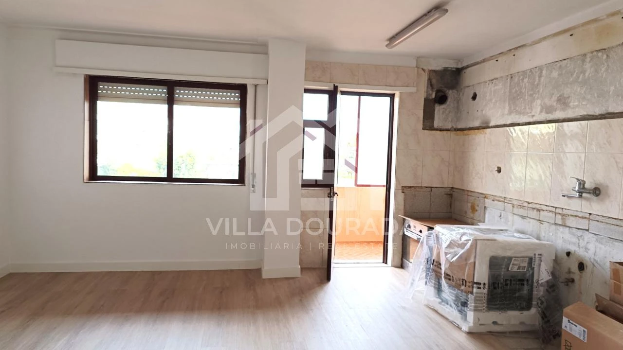 Apartamento T2 para Venda em Baguim do Monte (Rio Tinto) Foto 2