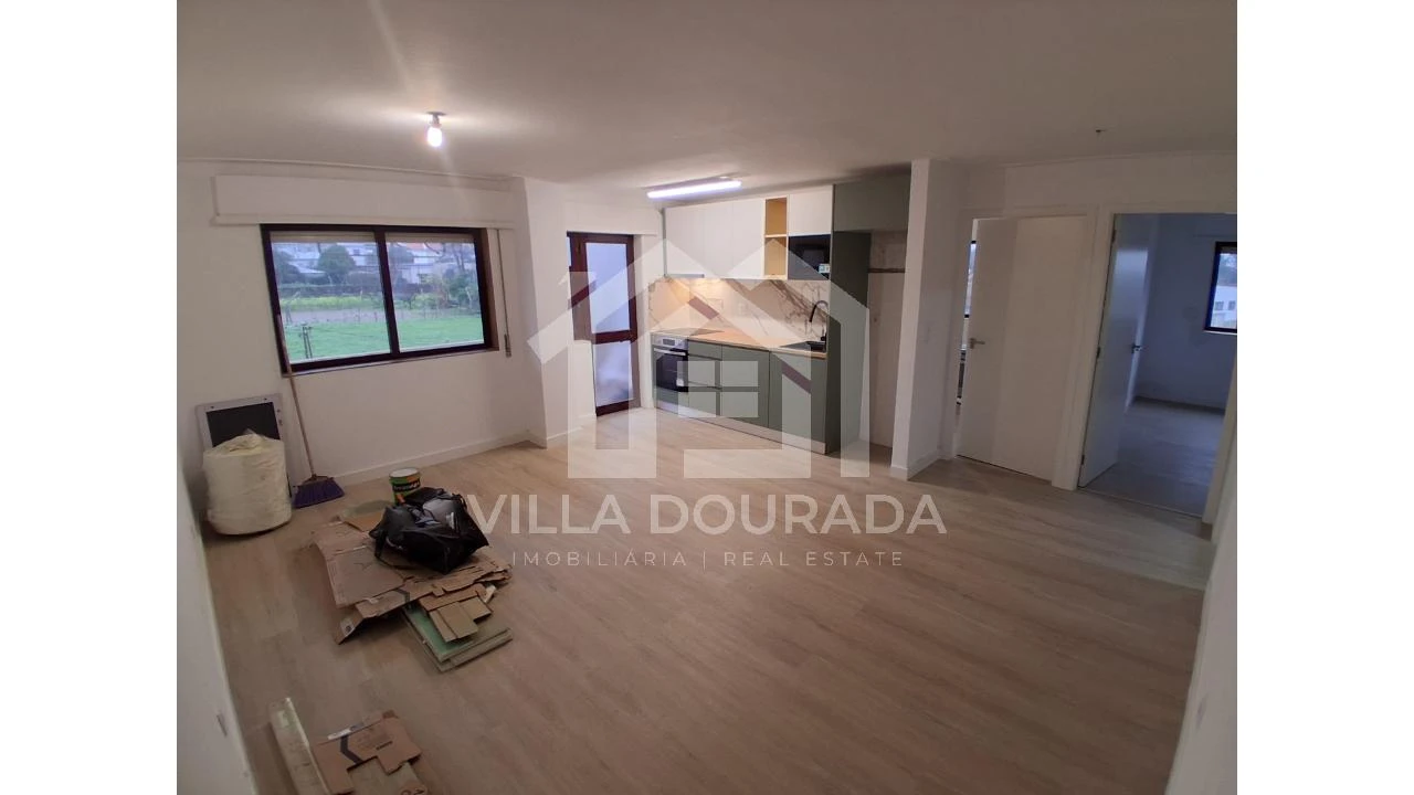 Apartamento T2 para Venda em Baguim do Monte (Rio Tinto) Foto 2