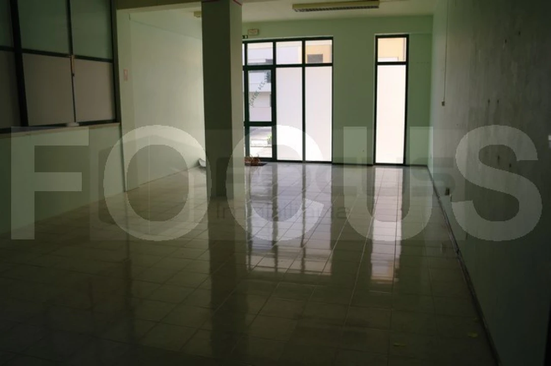 Loja para Arrendamento em Glória e Vera Cruz Foto 2