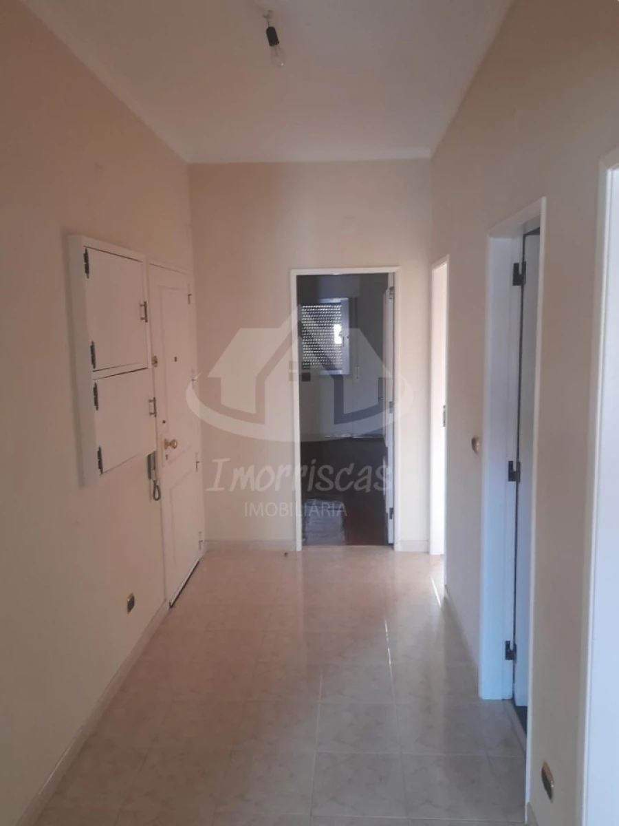 Apartamento T3 para Venda em Santa Iria de Azoia, São João da Talha e Bobadela Foto 6