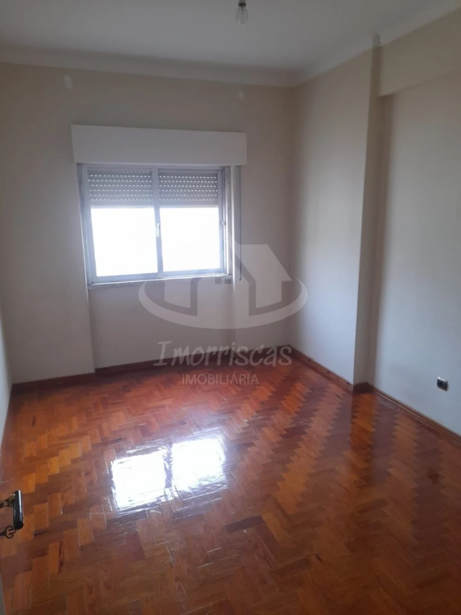 Apartamento T3 para Venda em Santa Iria de Azoia, São João da Talha e Bobadela Foto 9