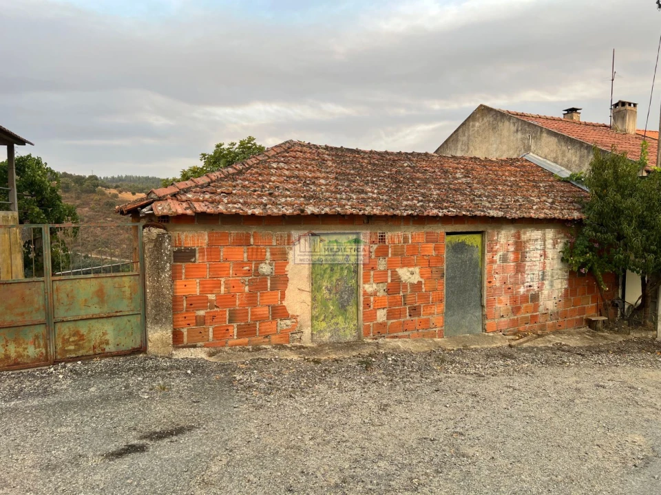 Moradia T4 para Venda em Agrobom, Saldonha e Vale Pereiro Foto 4