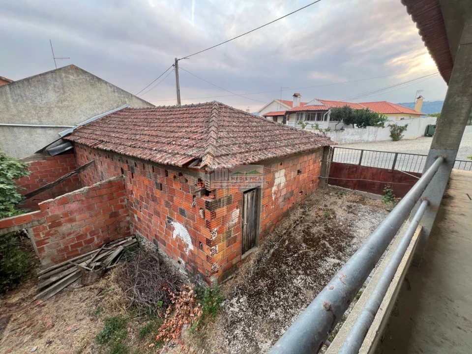 Moradia T4 para Venda em Agrobom, Saldonha e Vale Pereiro Foto 5