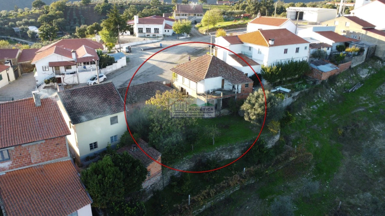 Moradia T4 para Venda em Agrobom, Saldonha e Vale Pereiro Foto 7