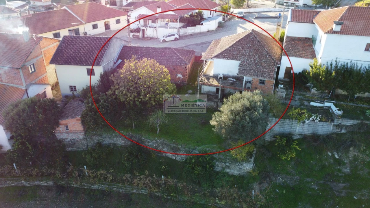 Moradia T4 para Venda em Agrobom, Saldonha e Vale Pereiro Foto 8