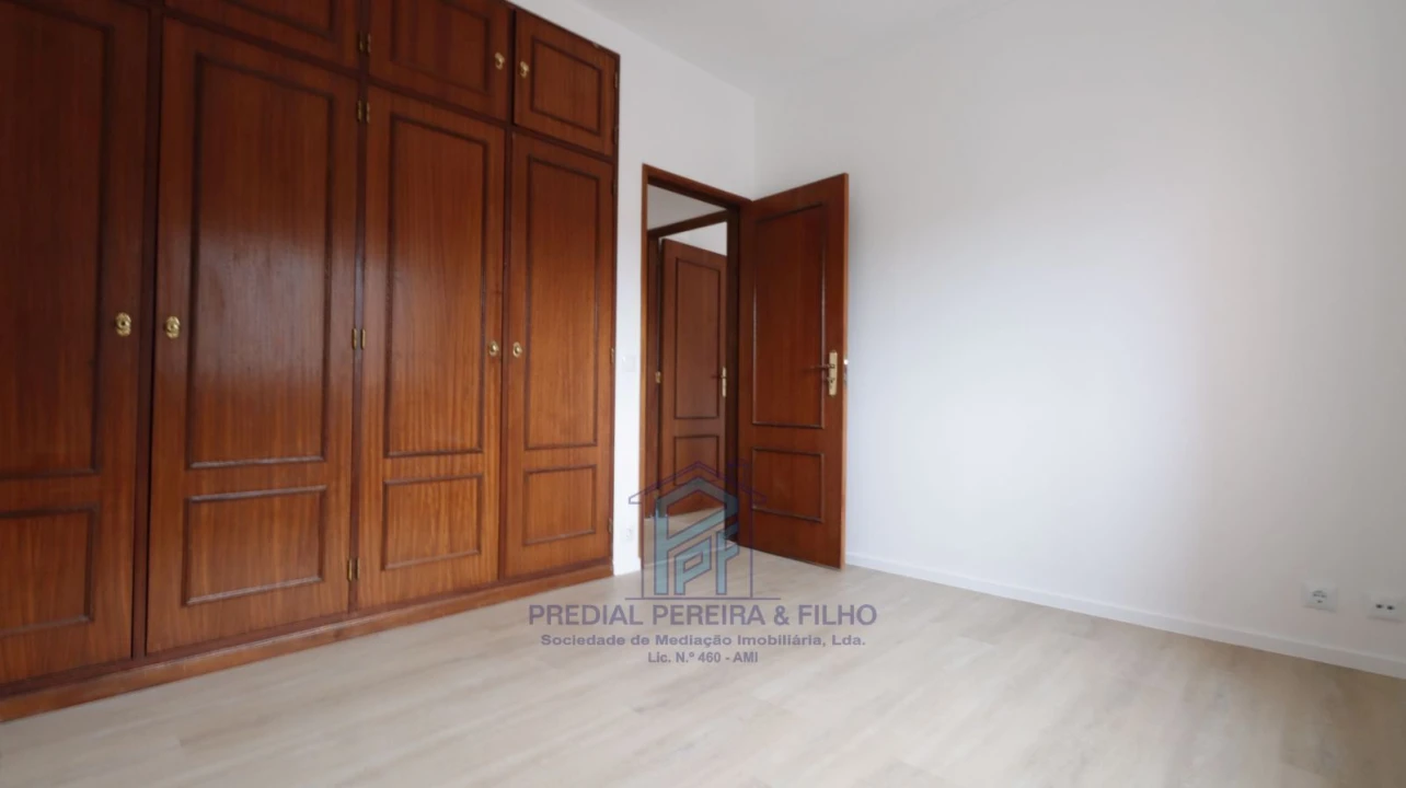 Apartamento T2 para Venda em Baguim do Monte (Rio Tinto) Foto 28