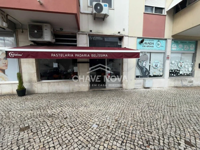 Loja para Venda em Póvoa de Santo Adrião e Olival Basto Foto 2