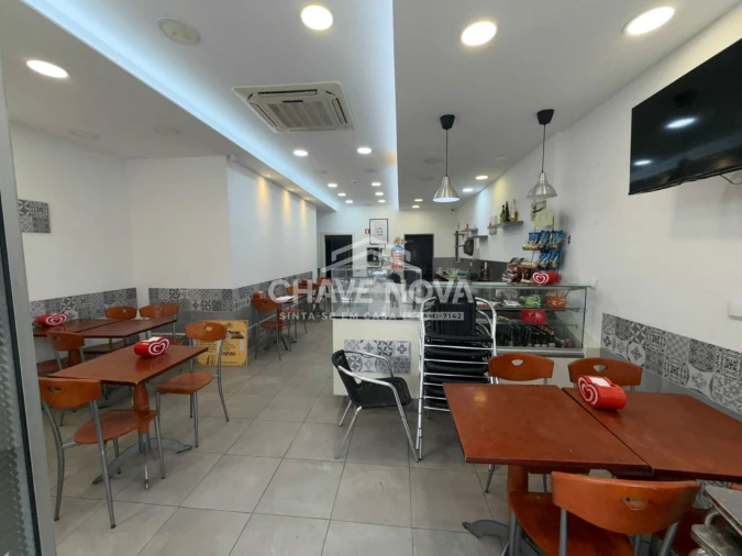 Loja para Venda em Póvoa de Santo Adrião e Olival Basto Foto 7