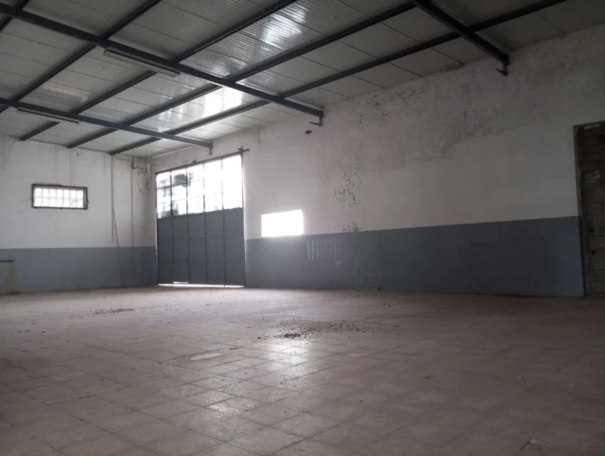 Armazém para Venda em Alcanena e Vila Moreira Foto 14