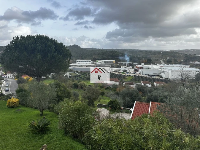 Moradia T3 para Venda em Cernache Foto 7