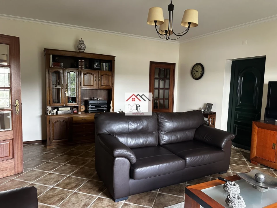 Moradia T3 para Venda em Cernache Foto 14