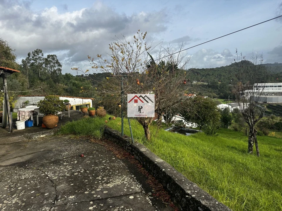 Moradia T3 para Venda em Cernache Foto 38