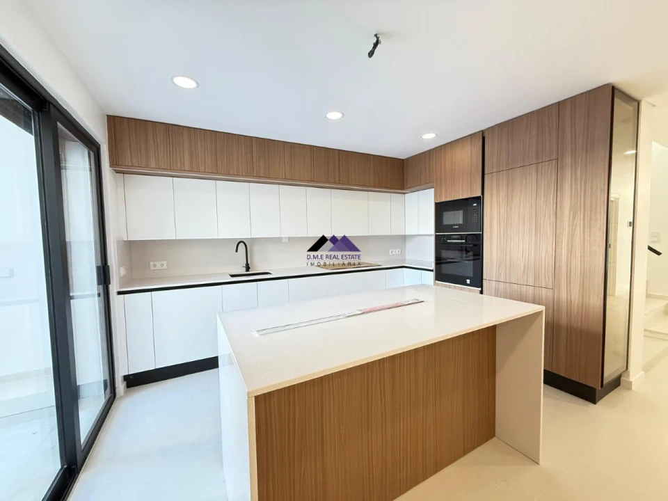 Moradia T3 para Venda em Vila Real de Santo Antonio Foto 18