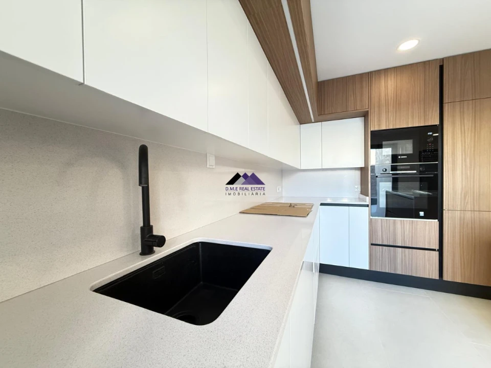 Moradia T3 para Venda em Vila Real de Santo Antonio Foto 23