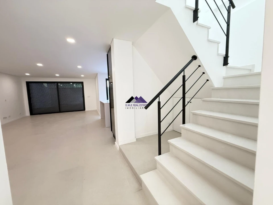 Moradia T3 para Venda em Vila Real de Santo Antonio Foto 32