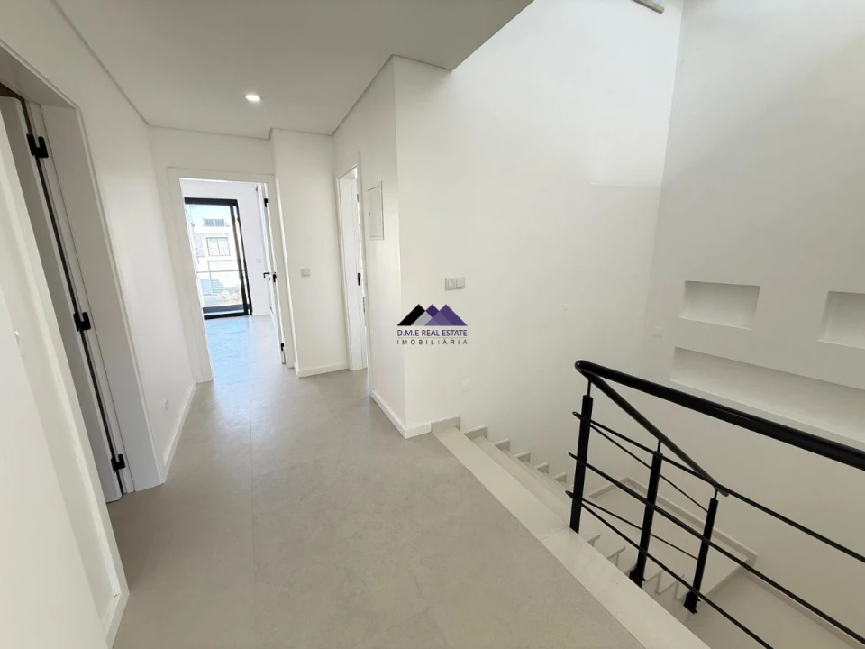 Moradia T3 para Venda em Vila Real de Santo Antonio Foto 37