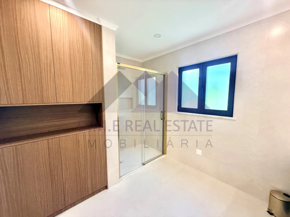 Moradia T3 para Venda em Vila Real de Santo Antonio Foto 24