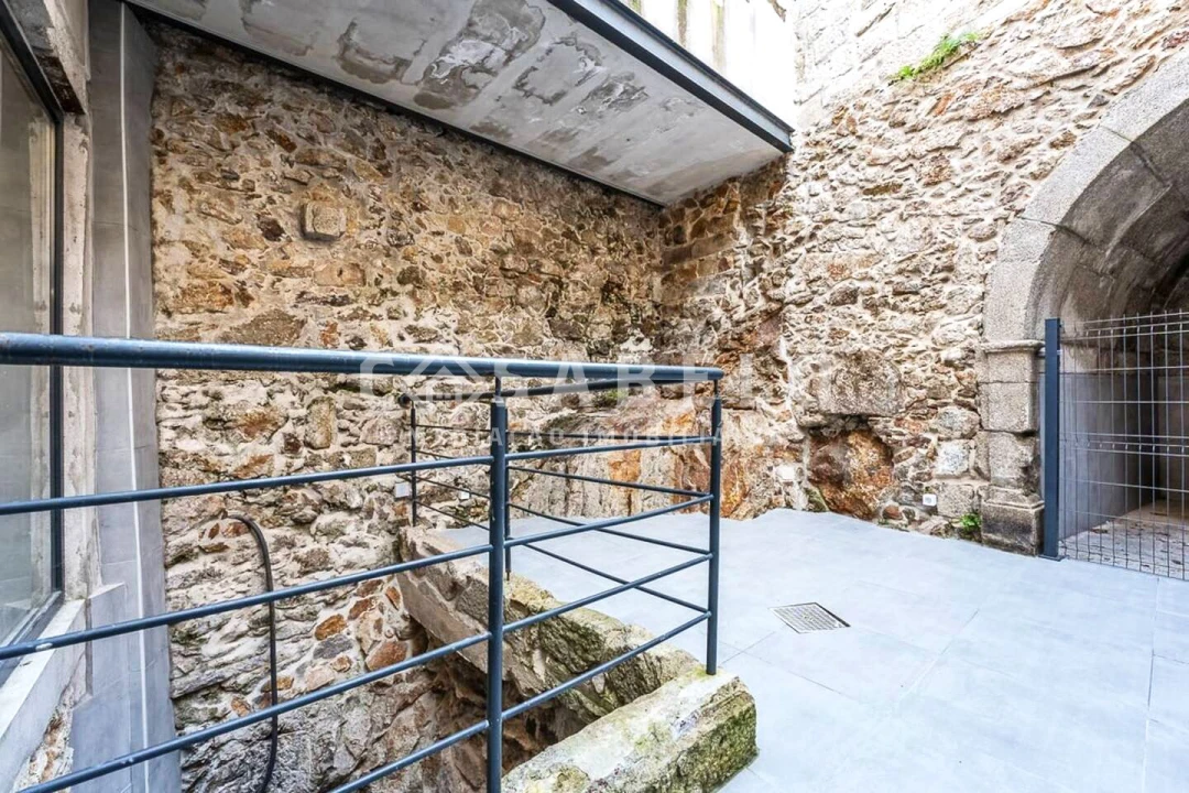 Apartamento T1 para Venda em Santa Marinha e São Pedro da Afurada Foto 1