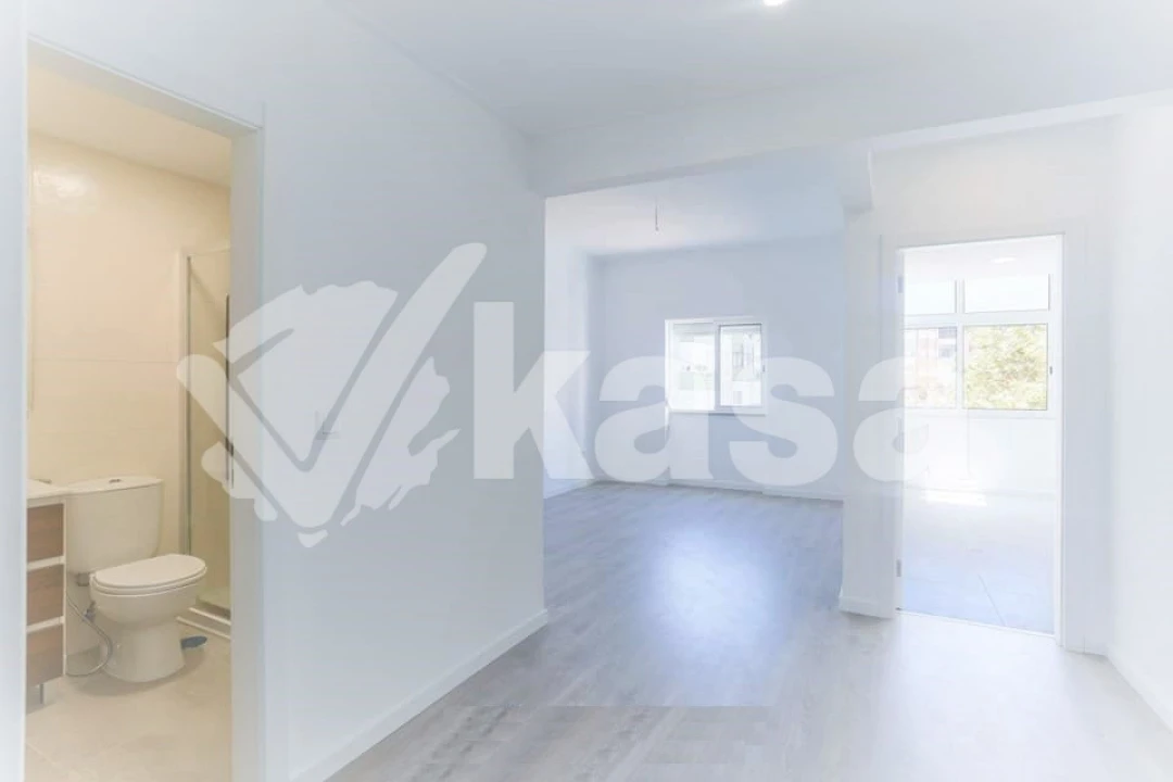 Apartamento T1 para Venda em Alto do Seixalinho, Santo André e Verderena Foto 3