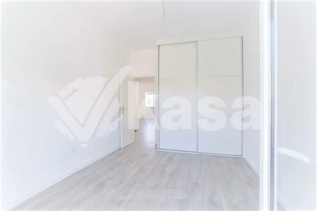 Apartamento T1 para Venda em Alto do Seixalinho, Santo André e Verderena Foto 5