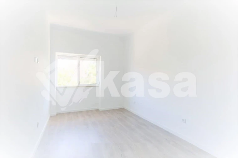 Apartamento T1 para Venda em Alto do Seixalinho, Santo André e Verderena Foto 4