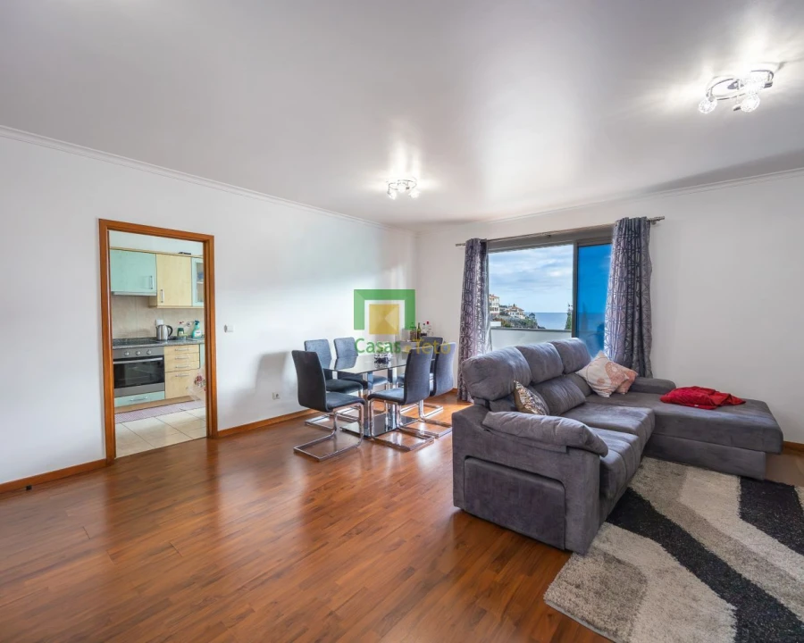 Apartamento T3 para Venda em Camara de Lobos Foto 5