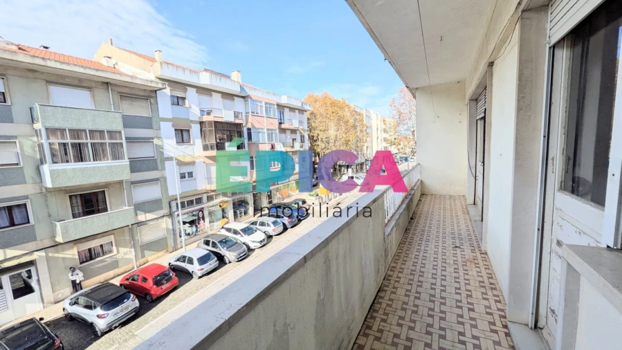 Apartamento T3 para Venda em Algueirão-Mem Martins Foto 27