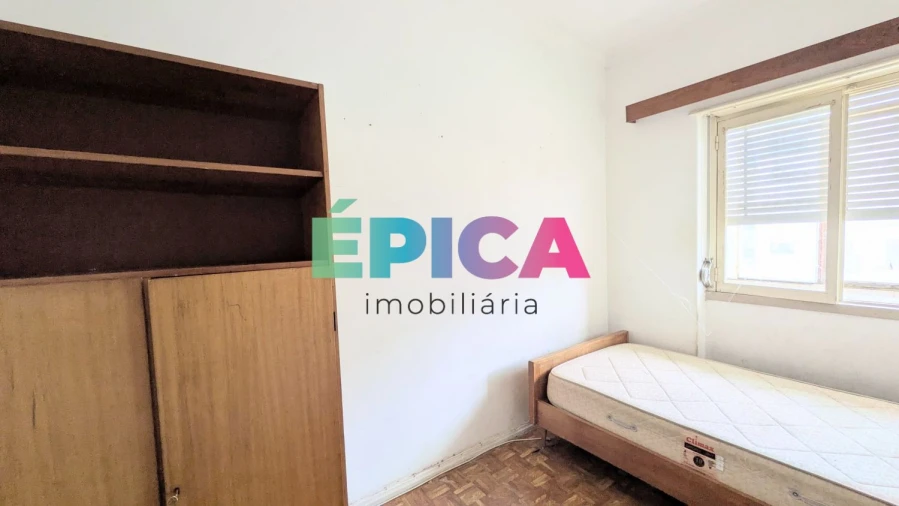 Apartamento T3 para Venda em Algueirão-Mem Martins Foto 16