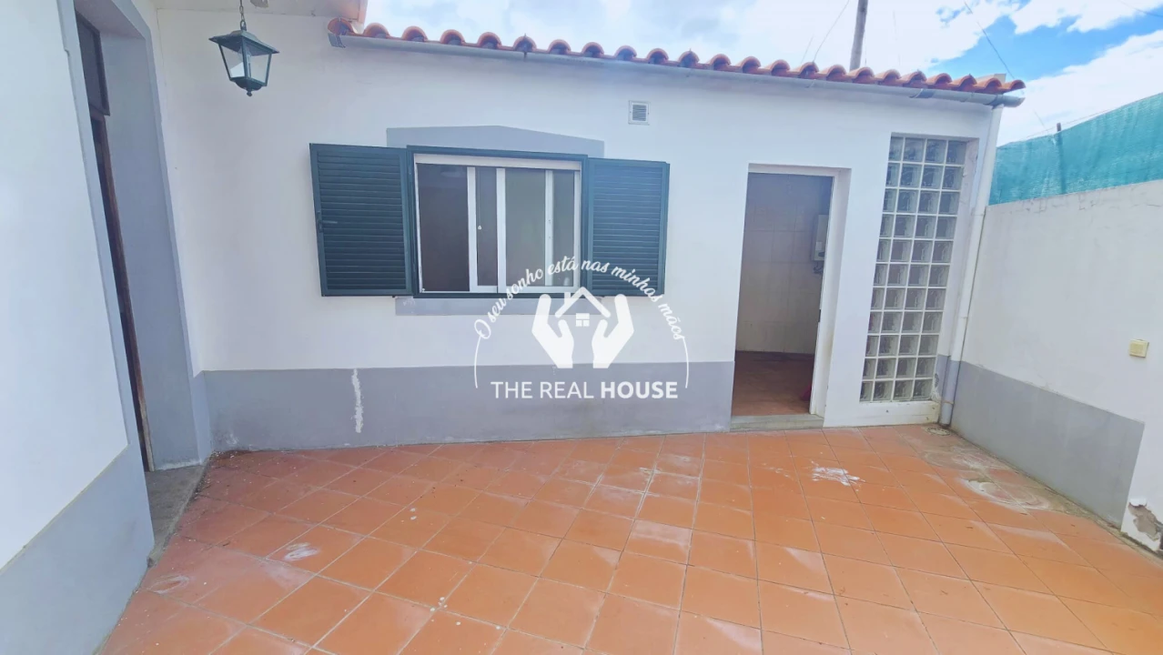 Moradia T2 para Venda em Funchal (Santa Maria Maior) Foto 16