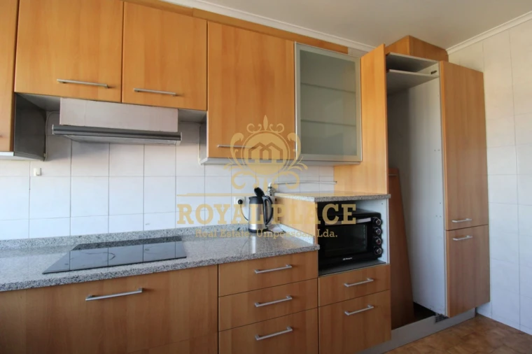 Apartamento T4 para Venda em Lourosa Foto 3