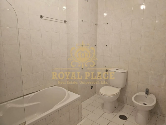 Apartamento T4 para Venda em Lourosa Foto 16