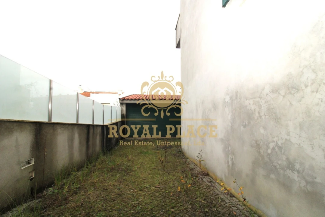 Moradia T4 para Venda em Lobão, Gião, Louredo e Guisande Foto 15