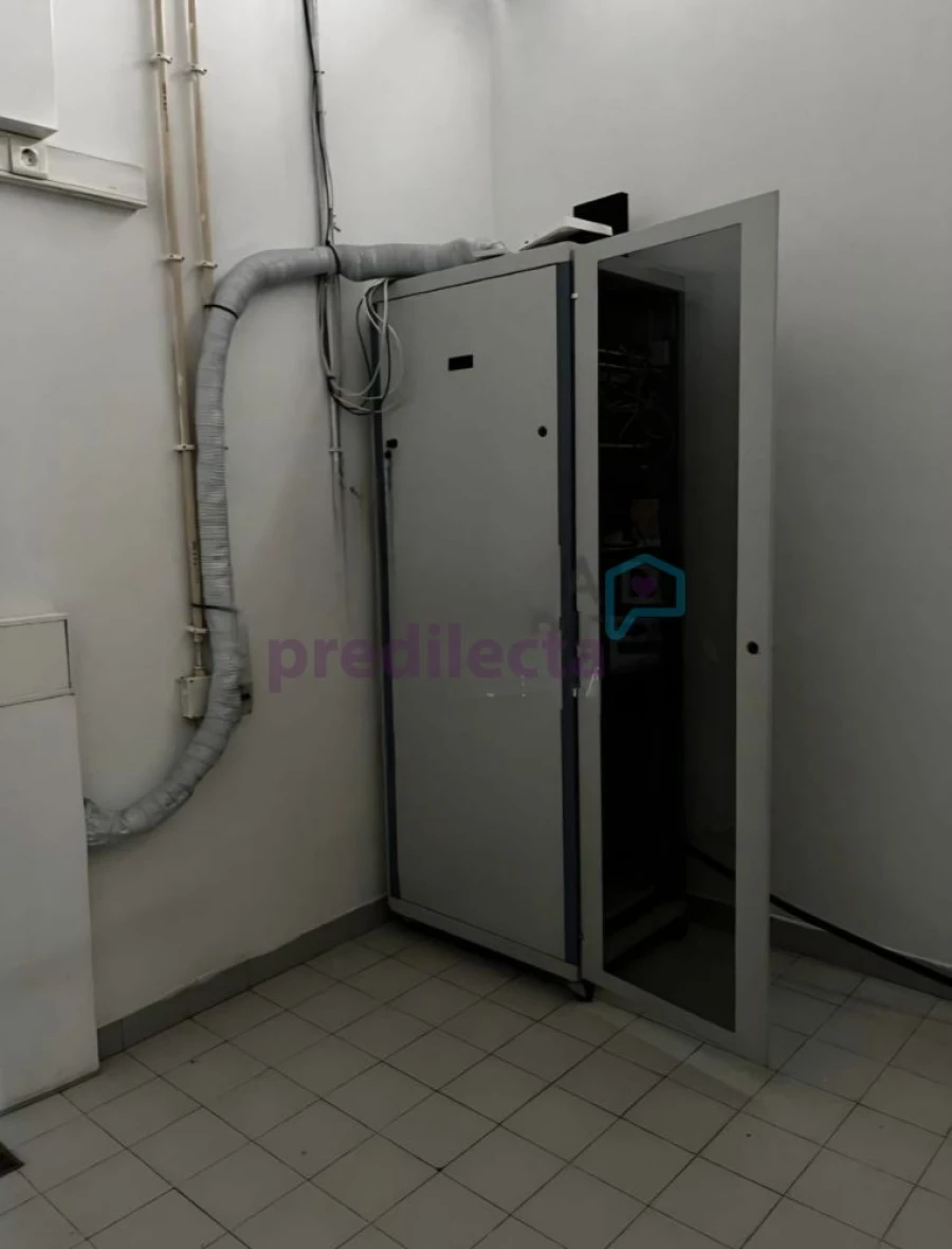 Loja para Arrendamento em Paranhos Foto 12