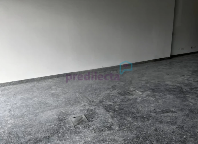 Loja para Arrendamento em Paranhos Foto 11