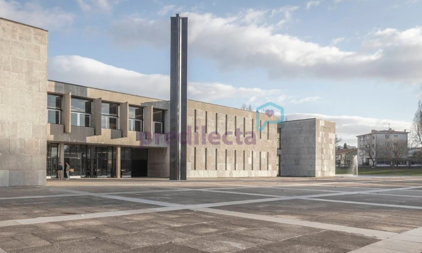 Loja para Arrendamento em Paranhos Foto 17