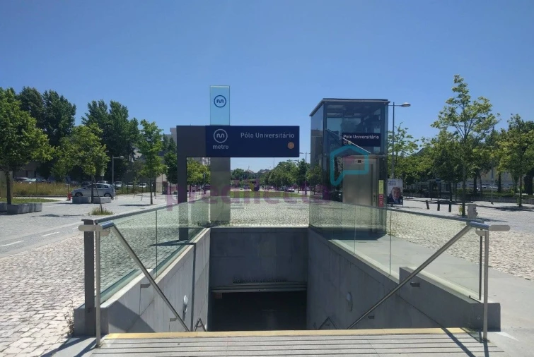 Loja para Arrendamento em Paranhos Foto 21