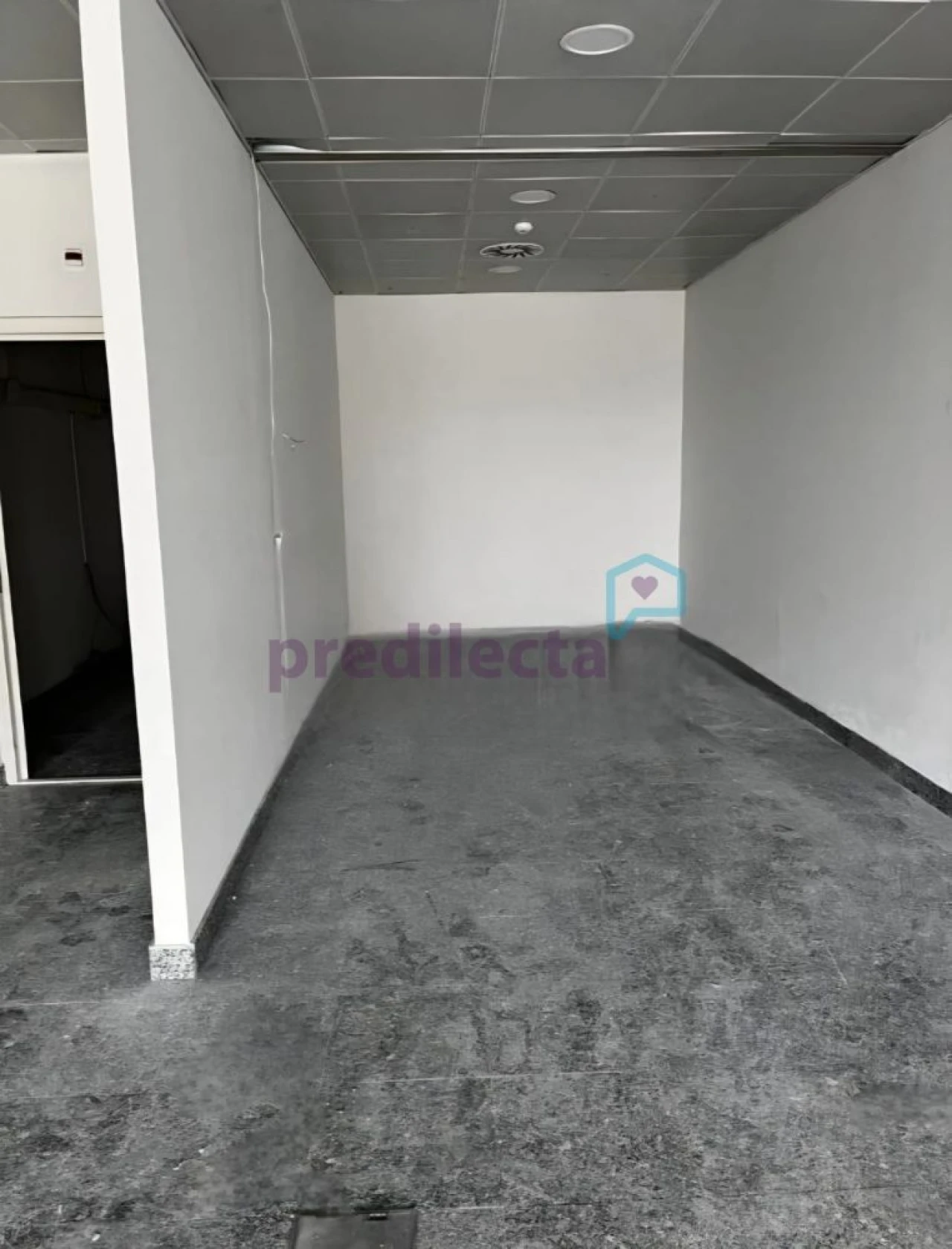 Loja para Arrendamento em Paranhos Foto 13