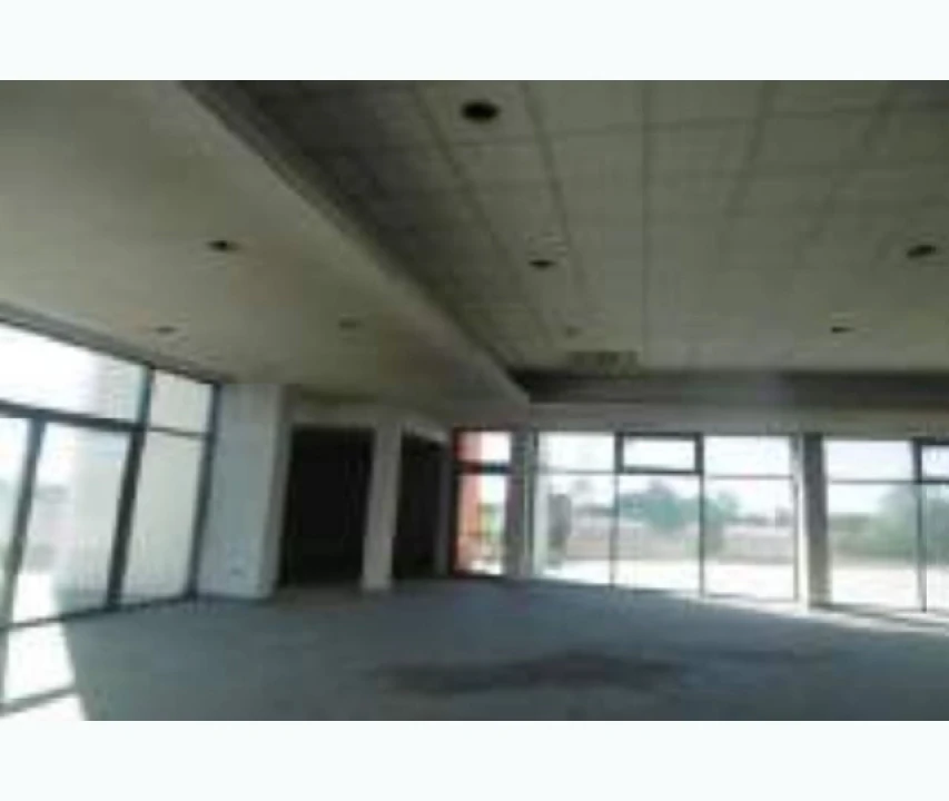 Loja para Venda em Samora Correia Foto 4