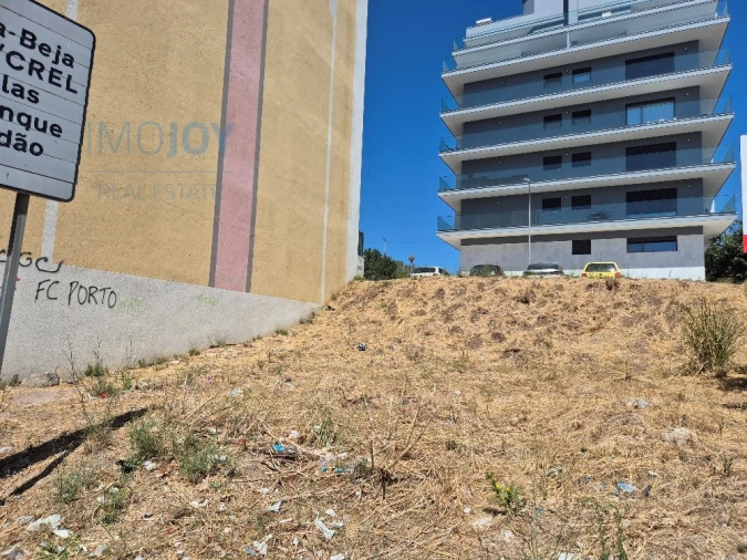 Terreno para Venda em Falagueira-Venda Nova Foto 8