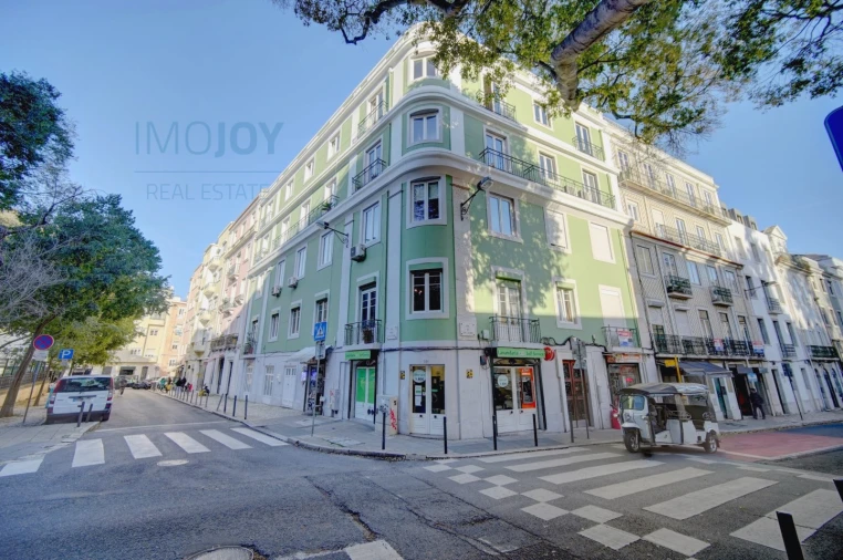 Apartamento T3 para Venda em Arroios Foto 23