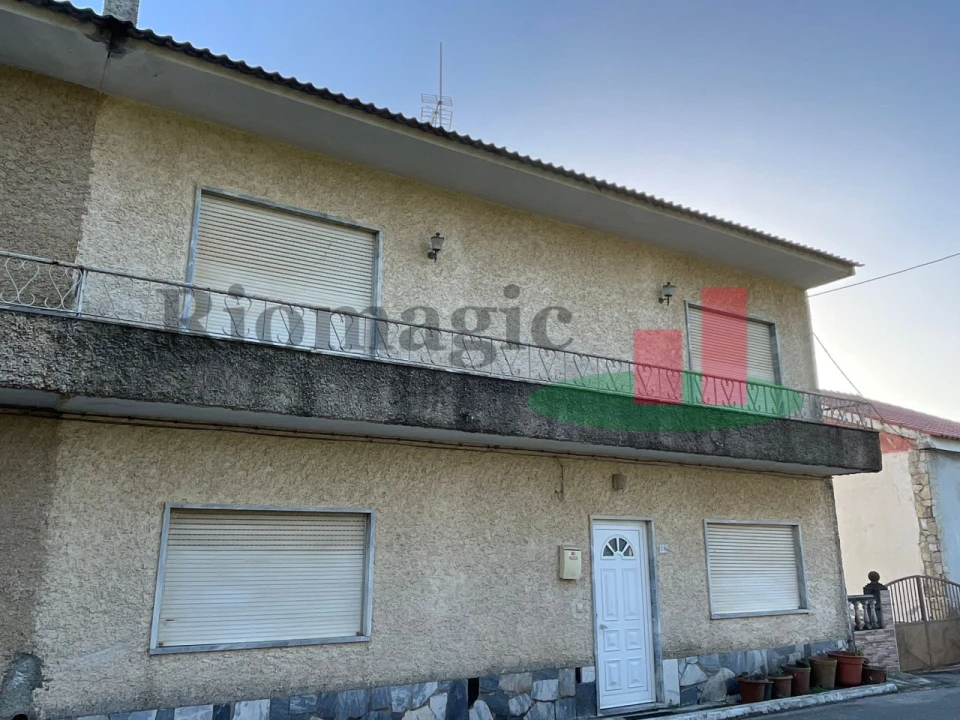 Moradia T4 para Venda em Rio Maior Foto 5