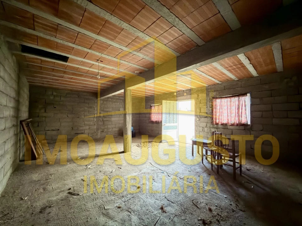 Moradia T3 para Venda em Lamegal Foto 20