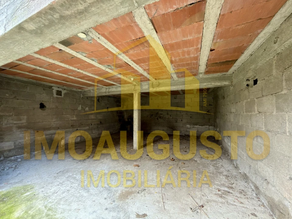 Moradia T3 para Venda em Lamegal Foto 21