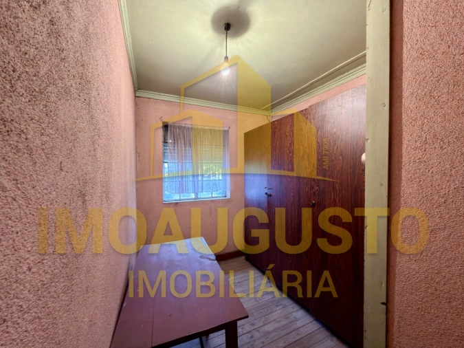 Moradia T3 para Venda em Lamegal Foto 10